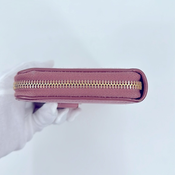 Authentic Prada Saffiano Vernice Leather Bow Zip Wallet-Pink - Picture 8 of 14
